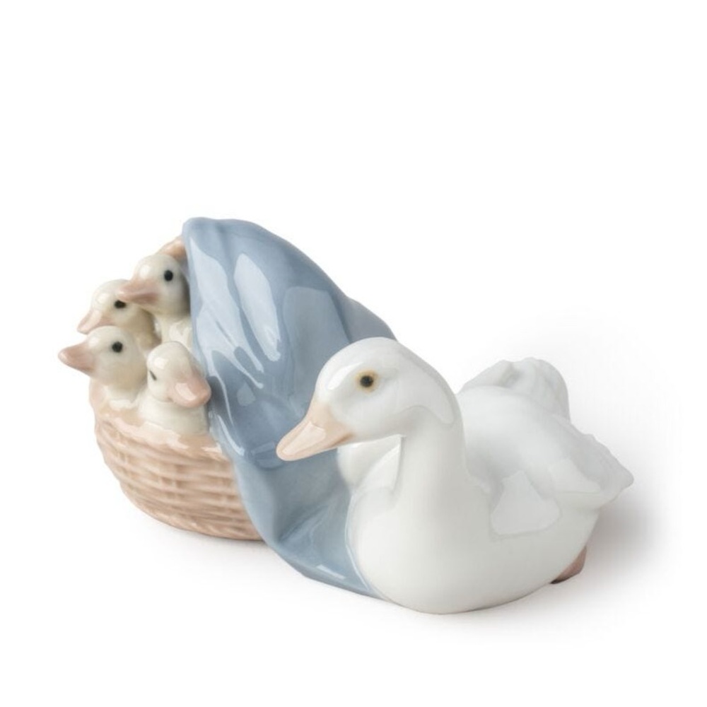 Llardro Mother Duck and Babies in   basket White Blue Porcelain Goose Figurine